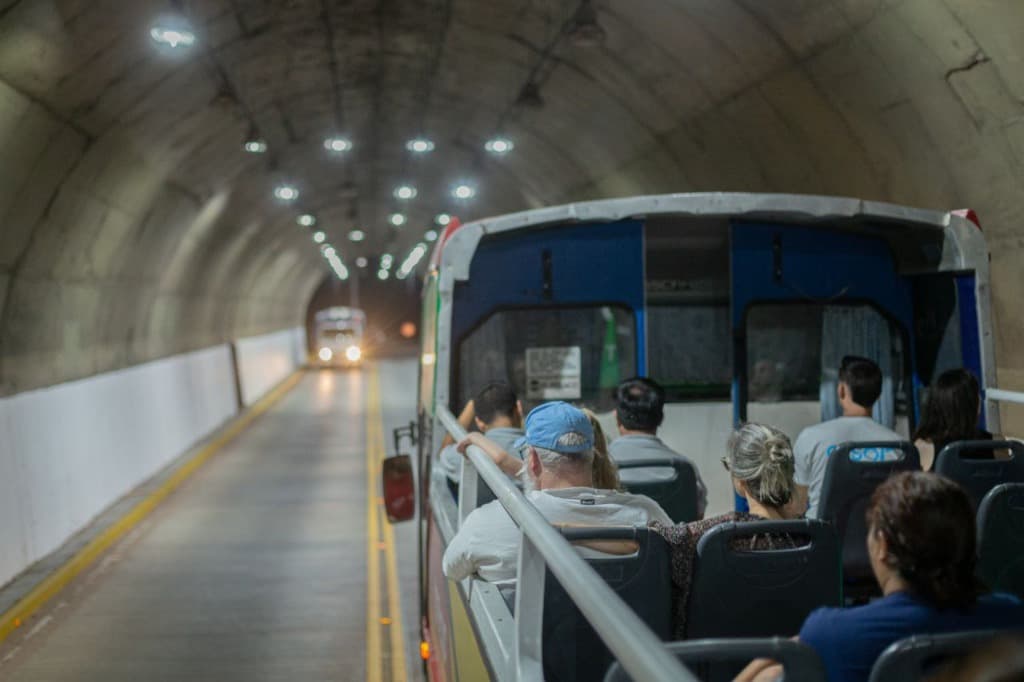 Recorrido por el túnel